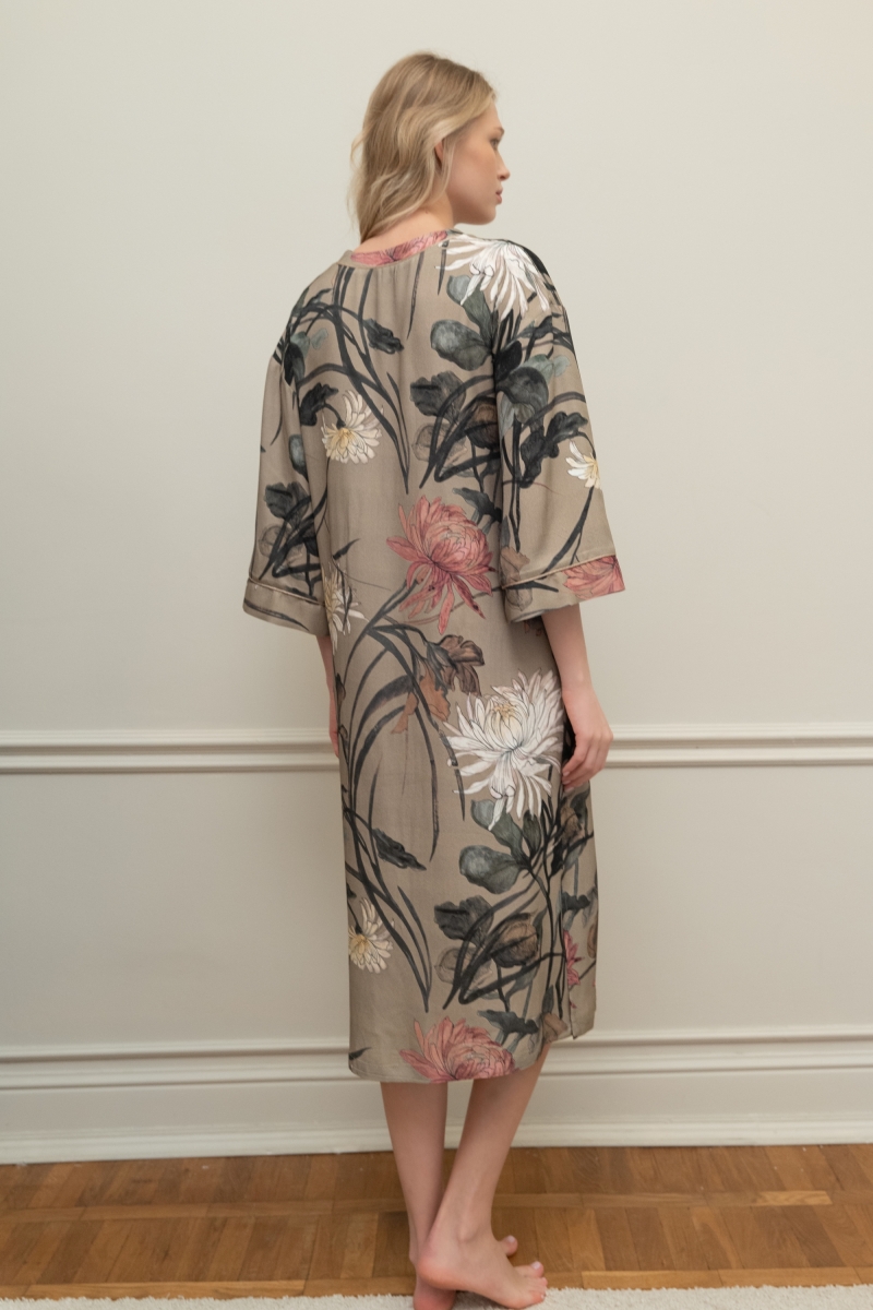 Платье домашнее ROSE&PETAL HOMEWEAR 2304 V Платье домашнее ROSE&PETAL HOMEWEAR 2304 V