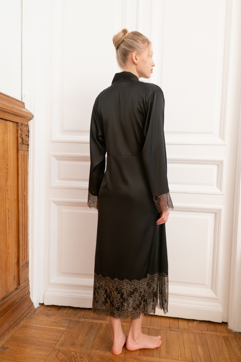 Халат женский ROSE&PETAL HOMEWEAR 2501.3 S Халат женский ROSE&PETAL HOMEWEAR 2501.3 S