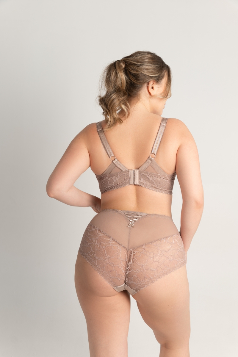 Бюстгальтер ROSE&PETAL LINGERIE 144120 Бюстгальтер ROSE&PETAL LINGERIE 144120